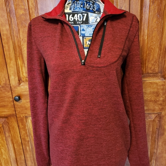 Sweatshirt - Picture 1 of 2